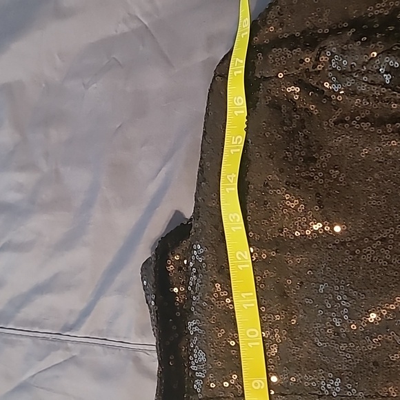 Black sequin ladies suit - Picture 15 of 16